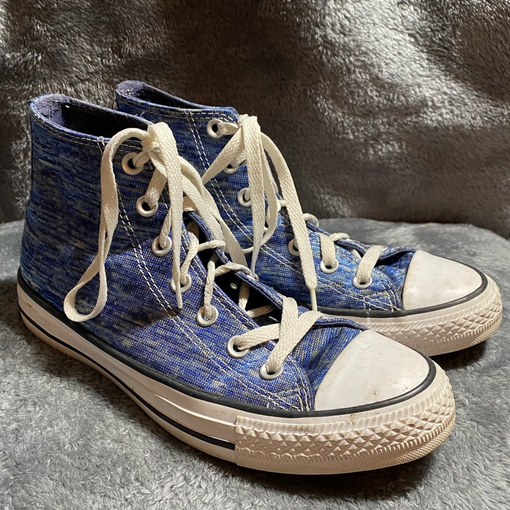 Blue converse